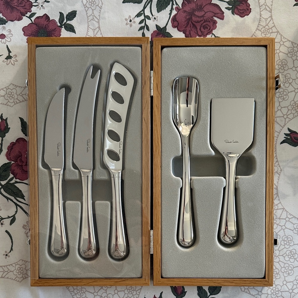Robert Welch Cheese Knife Set